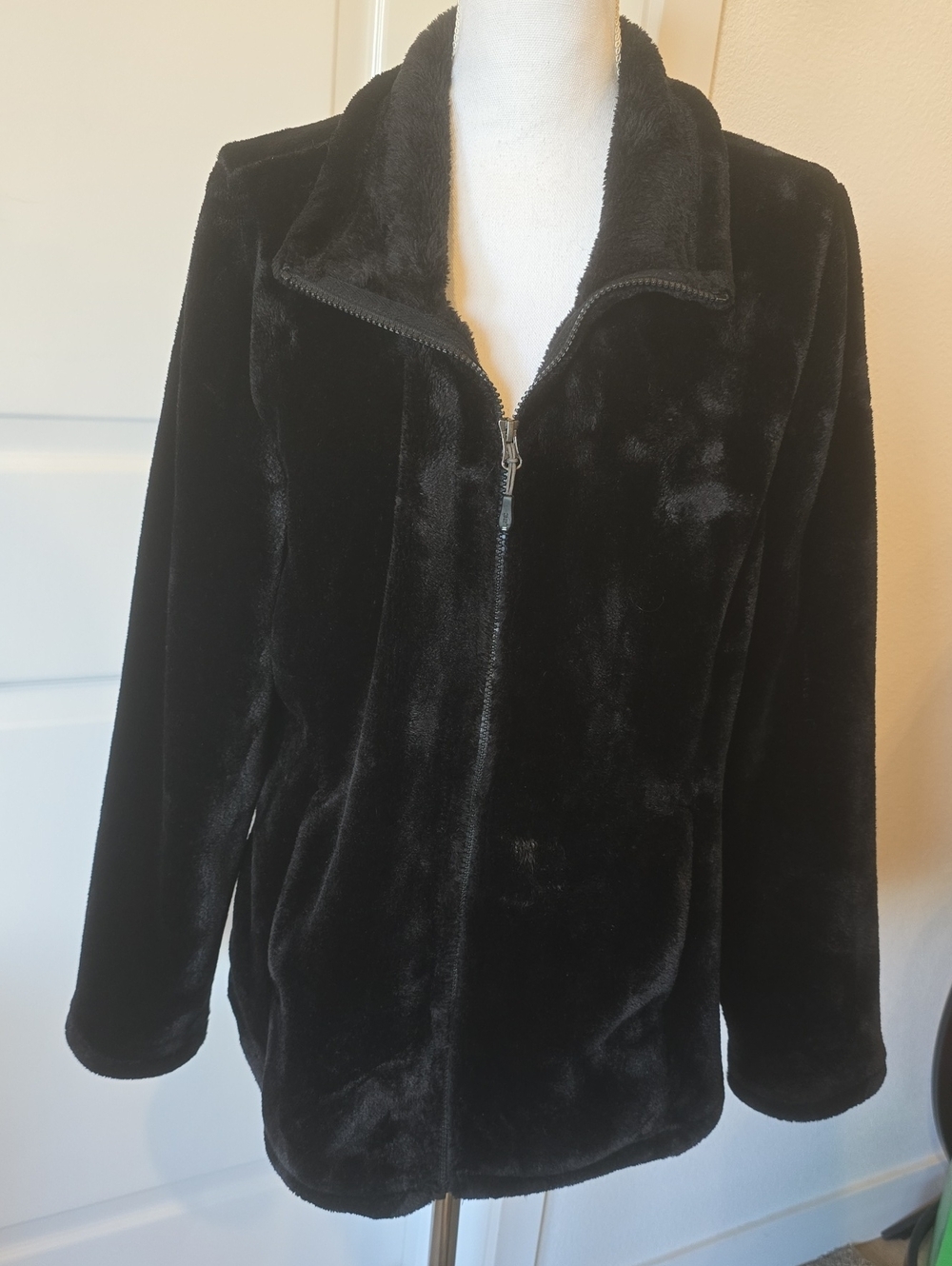 32° Heat Black Plush Zip Front Teddy Jacket XL